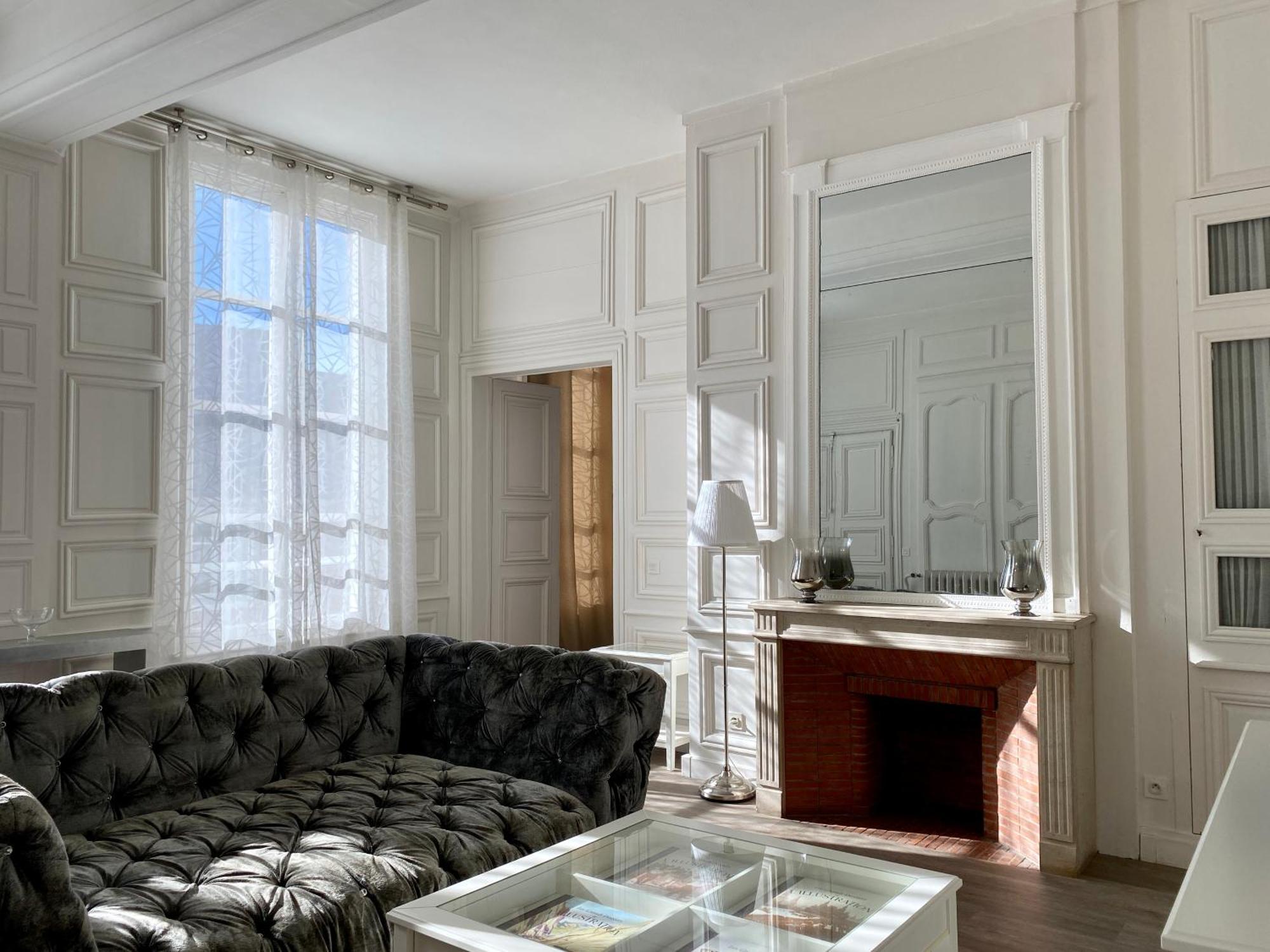 Particulier De Champrond Aparthotel Chartres