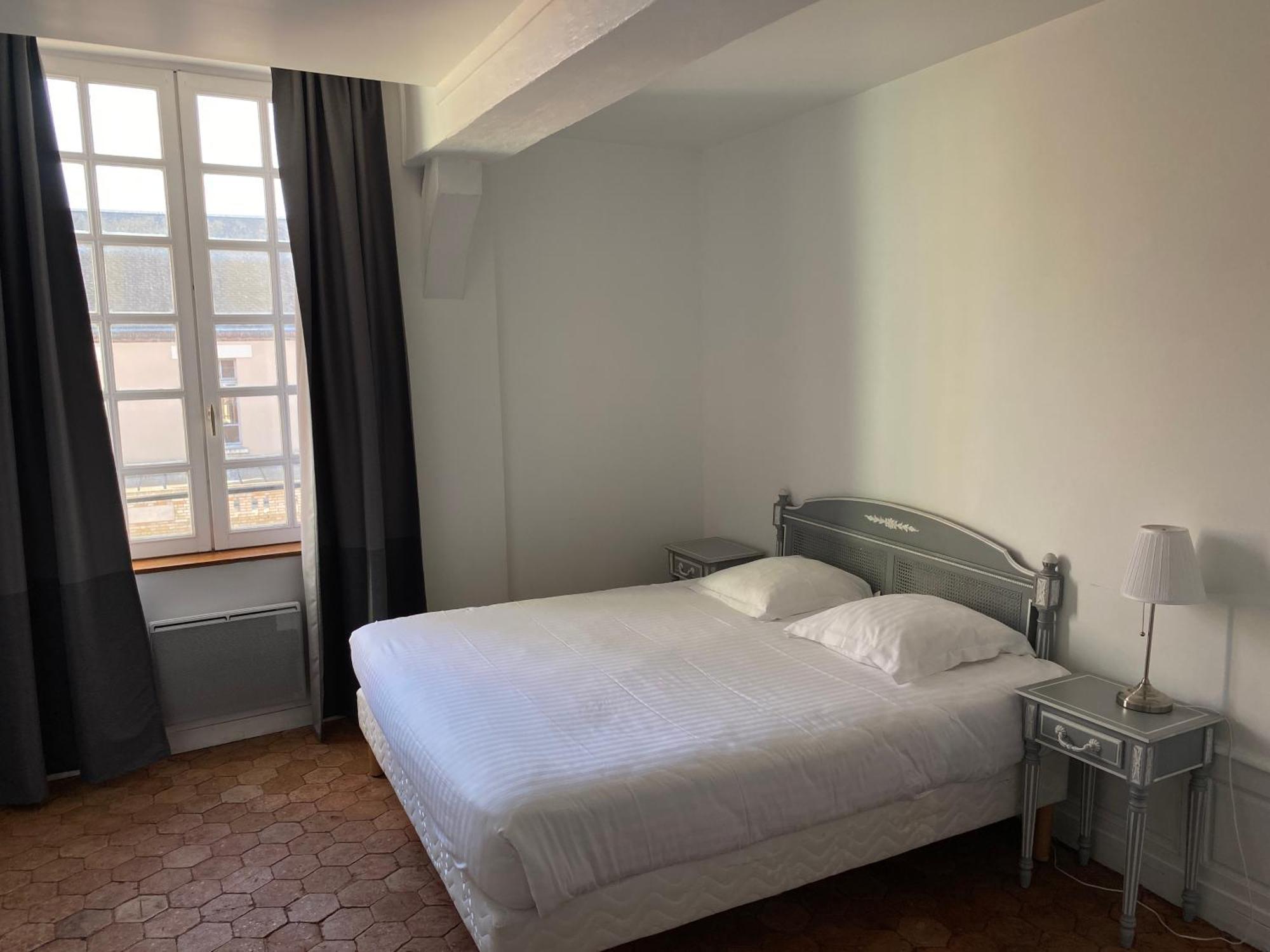 Aparthotel Particulier De Champrond Chartres