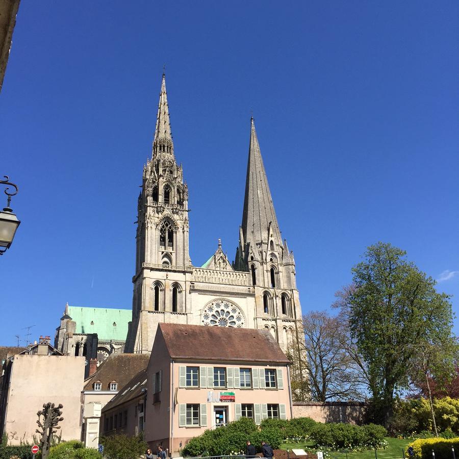 Particulier De Champrond Aparthotel Chartres